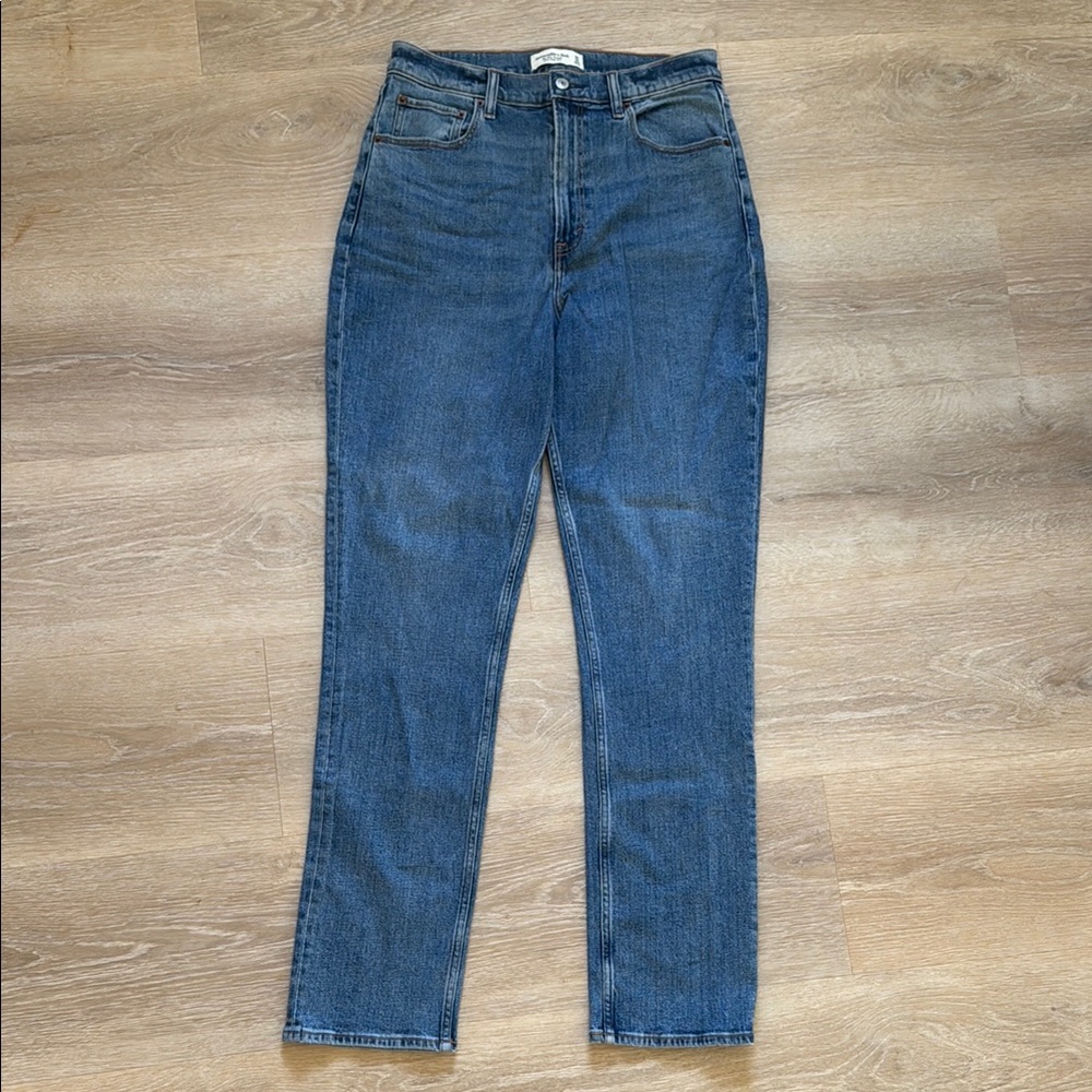 Abercrombie & Fitch Women's Slim Straight Leg Blue Jeans